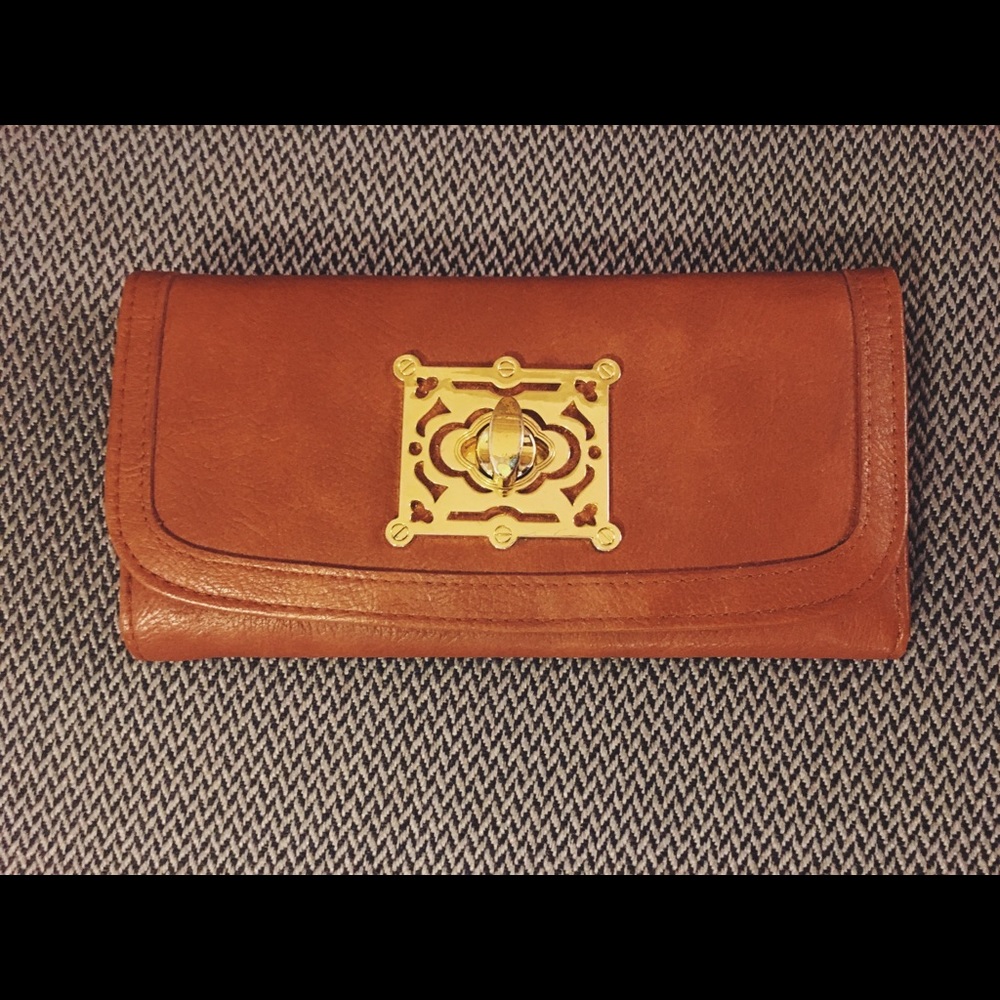 Target Cognac Wallet - Picture 6 of 6